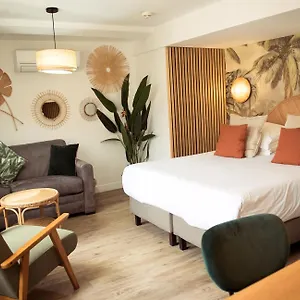 Le M Hotel
